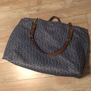 Large Calvin Klein purse/tote